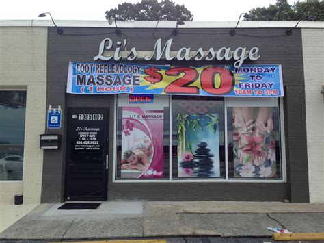 Sexual massage Robinwood